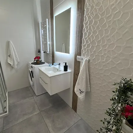 Apartment Cliff Morska 1 *